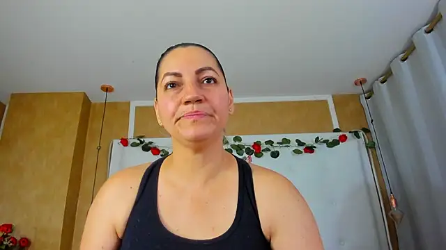 Heidy milf online show from March 2026 08:35:02 PM