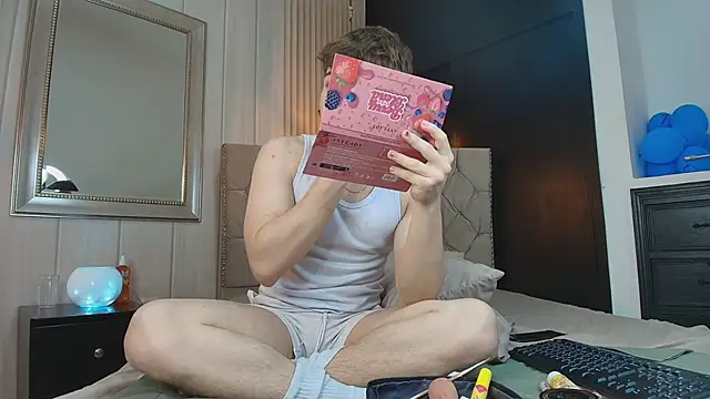 TaylerWhite online show from September 2025 12:27:02 PM