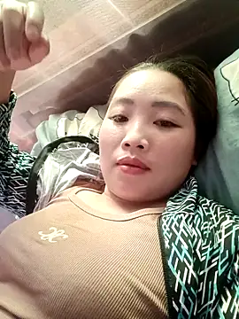 PhamPhung online show from November 2025 03:50:01 AM