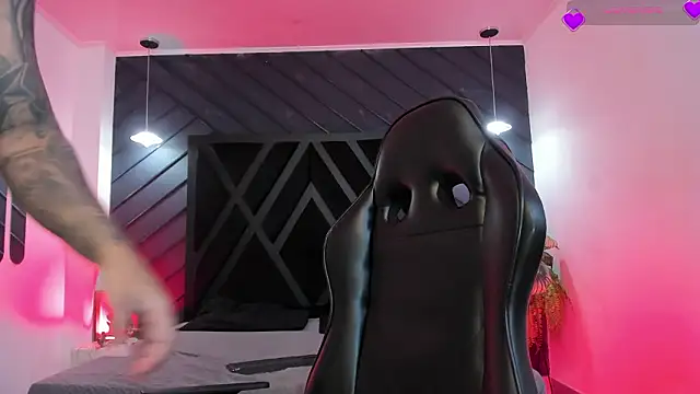 marco garciia  online show from February 2026 11:19:01 PM