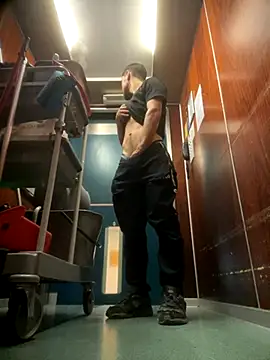 Snapshot of los_freaky chatting on September 2025 11:02:02 AM los freaky online show from September 2025 11:02:02 AM