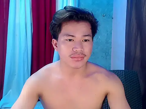 Mackycums online show from July 2026 12:47:02 AM