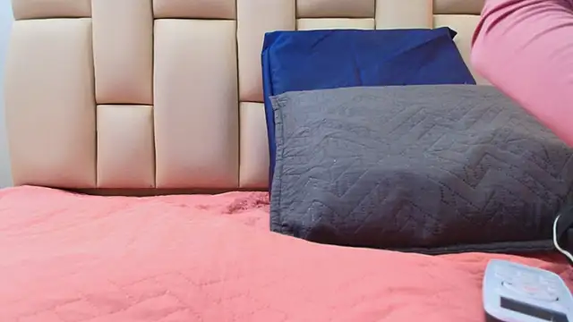 sweet amye online show from December 2025 07:11:01 PM