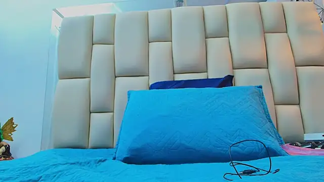 sweet amye online show from February 2026 07:18:01 PM