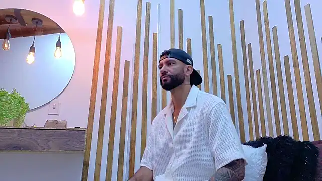 yorbymaxx online show from March 2026 01:47:01 PM