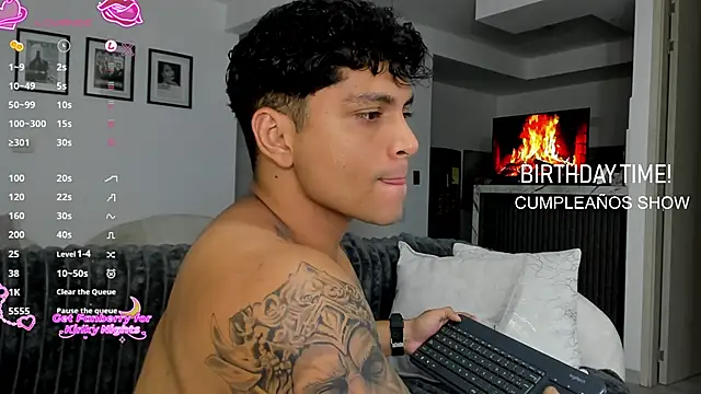 Nicolasmontoya16 online show from January 2026 04:16:01 AM