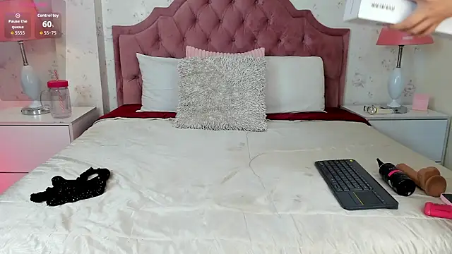 alanna blaze online show from February 2026 07:33:02 PM