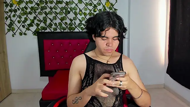 Lady Evelynn online show from October 2025 07:46:02 PM