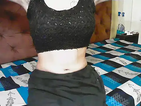 elize   online show from November 2025 02:02:02 AM