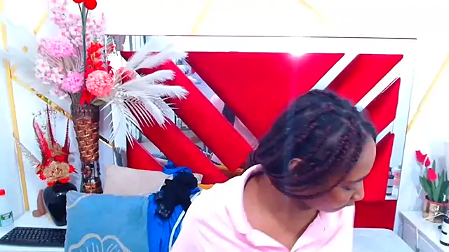 AmbarSmit online show from November 2025 07:59:02 PM