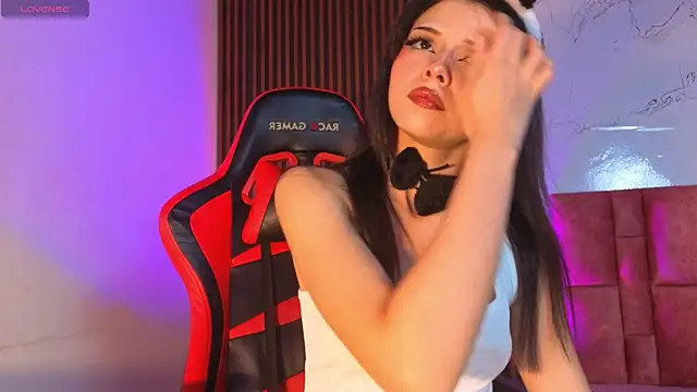 SpicyDemons online show from November 2025 04:04:01 AM