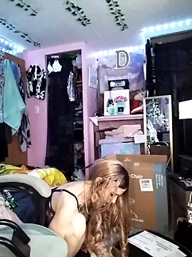 Purple2StayThnxx online show from February 2026 05:28:02 AM