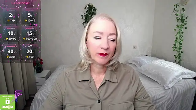 hunters woman online show from September 2025 11:58:01 AM