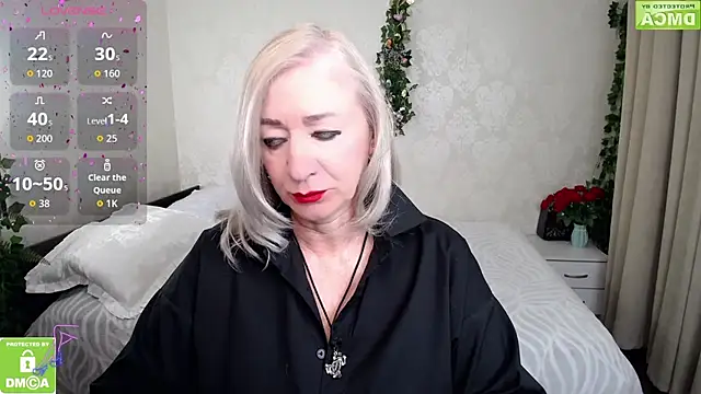 hunters woman online show from April 2026 07:26:02 PM