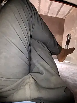 Snapshot of RAYI_Queen_3 chatting on April 2026 03:26:02 AM RAYI Queen 3 online show from April 2026 03:26:02 AM