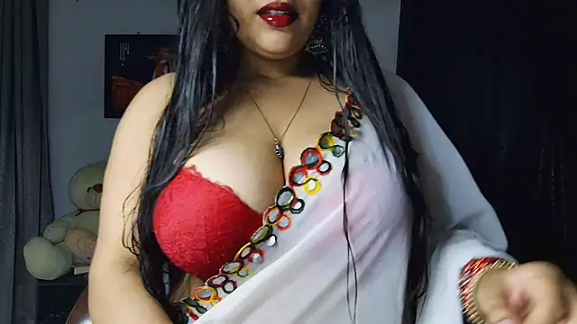 Snapshot of MissNasha chatting on July 2026 05:18:01 AM MissNasha online show from July 2026 05:18:01 AM