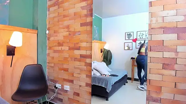 milavega  online show from February 2026 12:09:02 PM