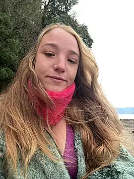 sashapulse online show from April 2026 05:48:02 PM