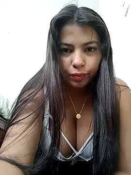 Snapshot of IsabellaLuxe chatting on September 2025 01:45:02 PM IsabellaLuxe online show from September 2025 01:45:02 PM