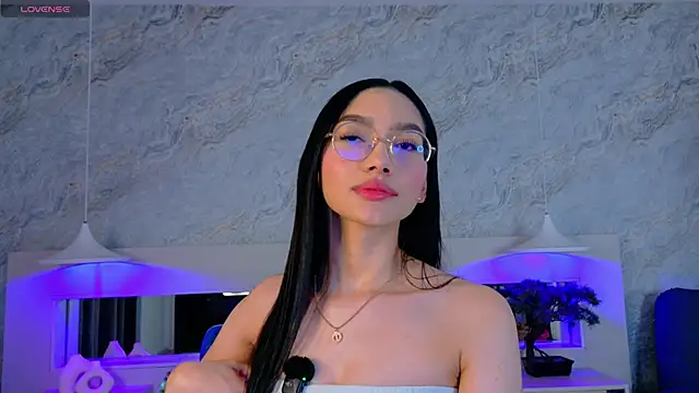 Keira Corleone online show from November 2025 04:22:01 AM