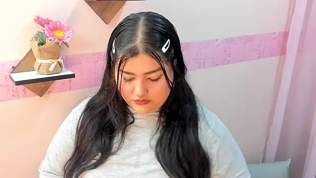Taniabenelli online show from September 2025 03:39:01 AM
