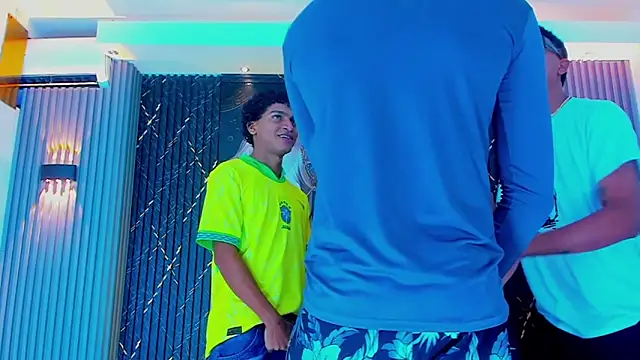 Snapshot of Dominic_Max_ chatting on September 2025 03:41:02 AM Dominic Max online show from September 2025 03:41:02 AM