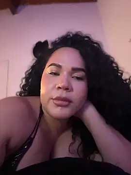 Snapshot of kristal_benet chatting on June 2026 06:45:02 PM kristal benet online show from June 2026 06:45:02 PM