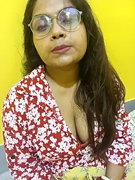 Naughty-Chaaya online show from September 2025 06:40:02 PM