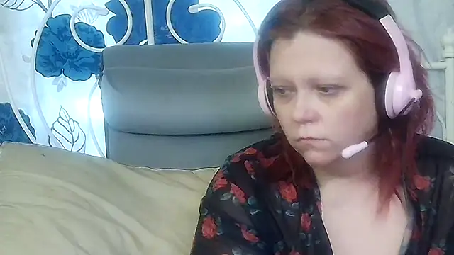 g0lden are0las89 online show from March 2026 08:45:01 PM