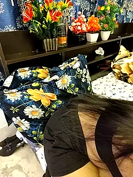 priya 26 online show from December 2025 01:39:02 PM