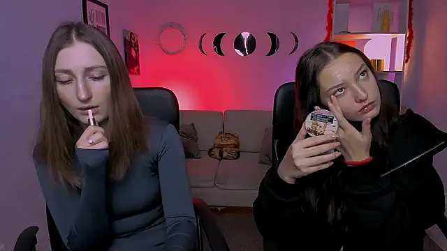 eva smiith  online show from February 2026 06:51:01 AM