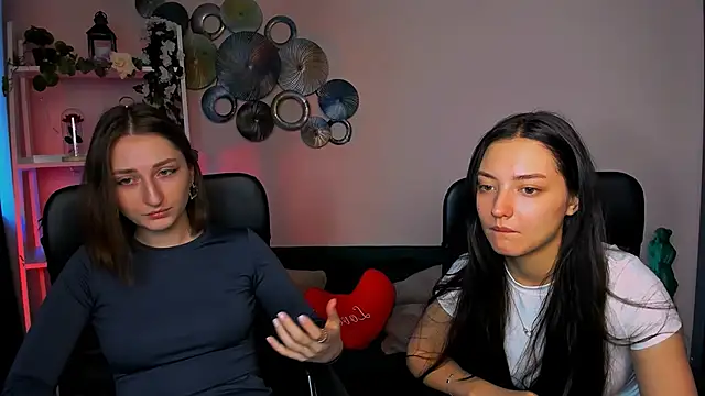 eva smiith  online show from March 2026 06:52:02 AM