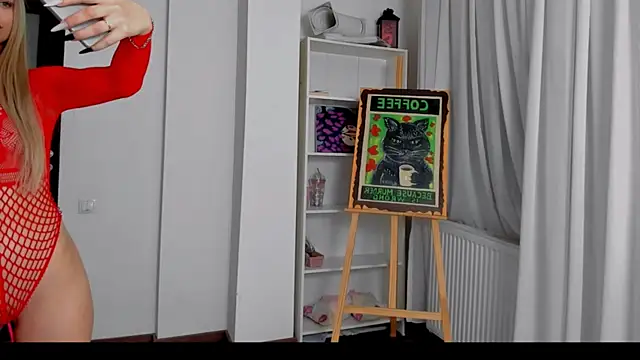 Peachie99 online show from October 2025 08:31:02 PM