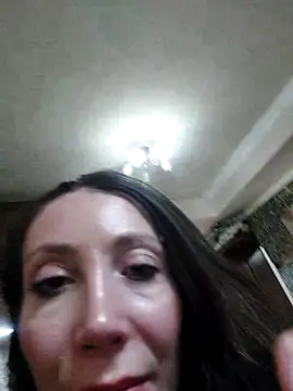 HellaryTourent online show from October 2025 04:40:02 PM