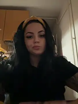 sexybunny18255 online show from September 2025 07:30:01 PM