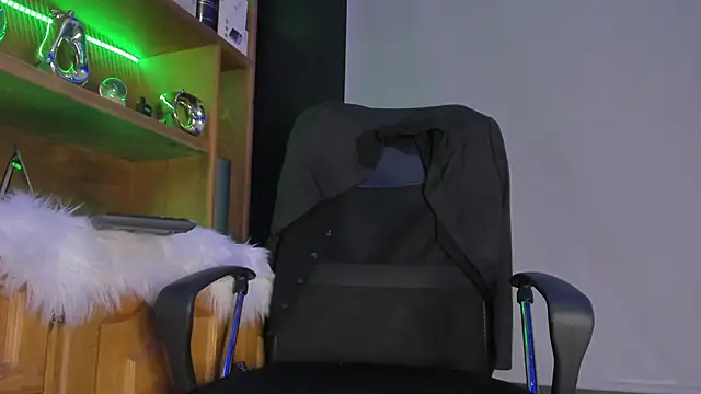 Gael williams1 online show from September 2025 10:10:02 PM