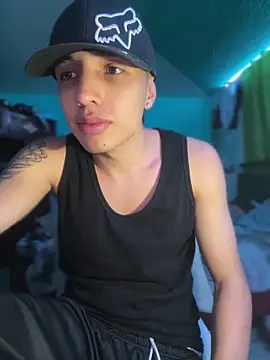 Snapshot of pabonsito chatting on September 2025 03:17:02 AM pabonsito online show from September 2025 03:17:02 AM