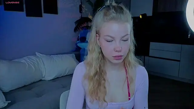 emilyshepar d online show from June 2026 02:44:02 AM