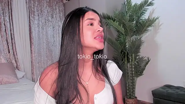 Snapshot of Tokio_Tokio chatting on December 2024 01:29:01 AM Tokio Tokio online show from December 2024 01:29:01 AM