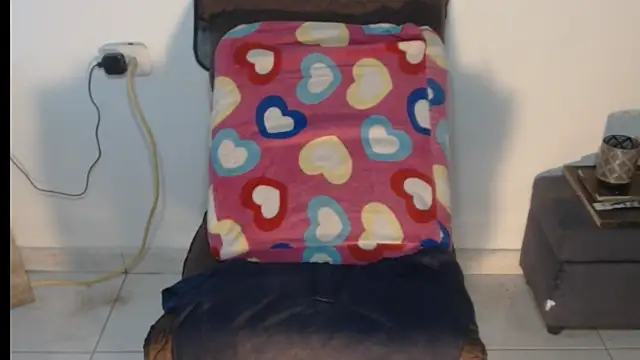 Milf Valeria online show from January 2026 05:18:01 PM