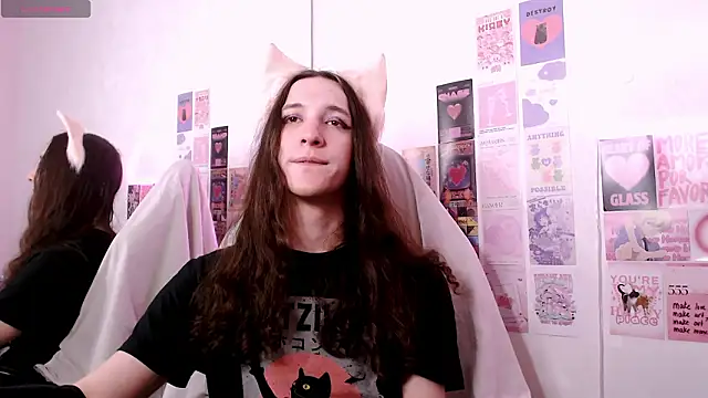 SilverMuse online show from March 2026 09:18:02 PM