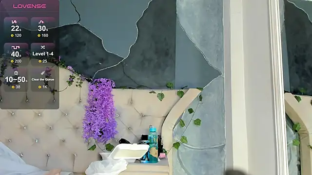 Snapshot of AmbarFoxx_ chatting on May 2026 07:03:01 AM AmbarFoxx online show from May 2026 07:03:01 AM
