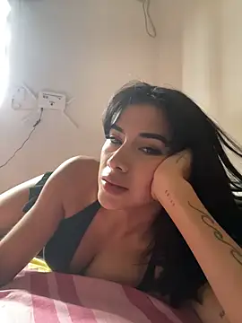 Snapshot of Valen_G111 chatting on April 2026 02:29:01 PM Valen G111 online show from April 2026 02:29:01 PM