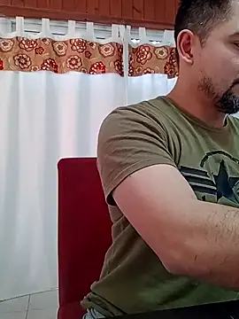 Bradd 32 online show from June 2026 05:11:02 PM
