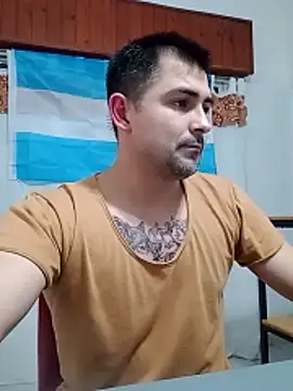 Bradd 32 online show from June 2026 02:49:01 AM