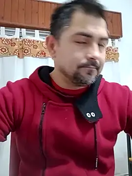 Bradd 32 online show from June 2026 11:15:01 AM