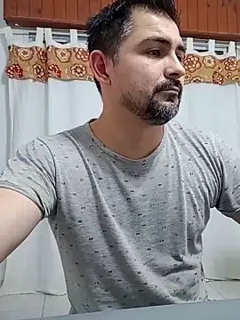 Bradd 32 online show from July 2026 04:07:02 AM