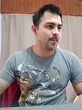 Bradd 32 online show from July 2026 04:53:01 PM