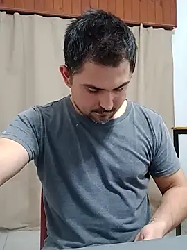 Bradd 32 online show from July 2026 02:49:01 AM
