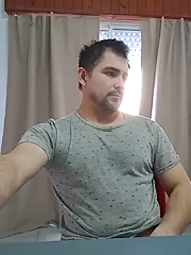 Bradd 32 online show from July 2026 07:05:02 PM